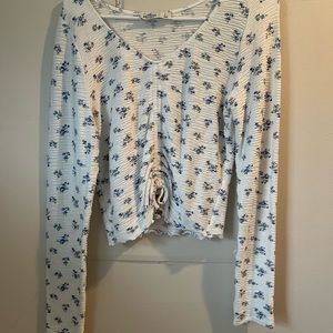 Hollister scrunch shirt